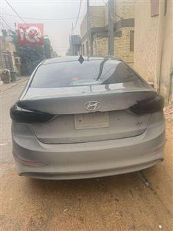 هیوندای ئەلەنترا
